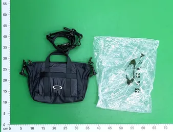 Oakley Shoulder Bag (3 Variants) QC photo