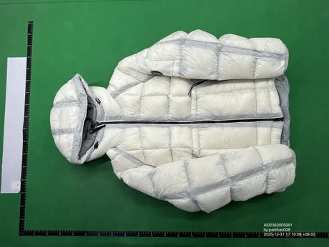 C.P Company Puffer Jacket Gauze White QC photo