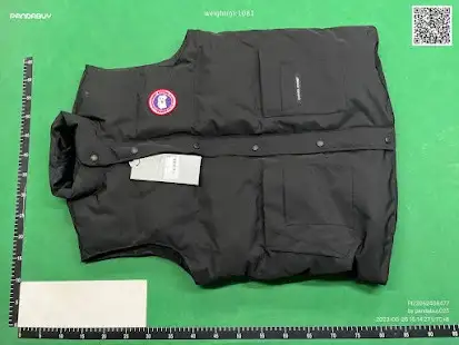 Canada Goose Vest QC photo