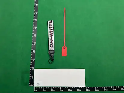 Off-White Keychain QC photo