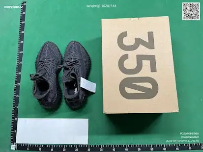adidas Yeezy Boost 350 V2 Black QC photo