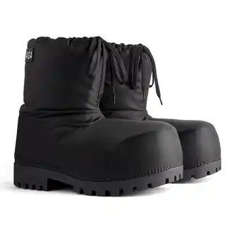 Balenciaga Alaska Ski Boots Black product photo