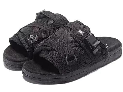 Bunch of Comfortable Slippers (22 Variants) product photo
