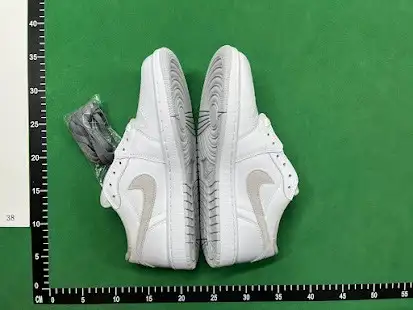 Jordan 1 Low OG Neutral Grey QC photo