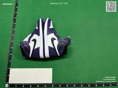 Jordan 1 Retro High Court Purple White QC photo