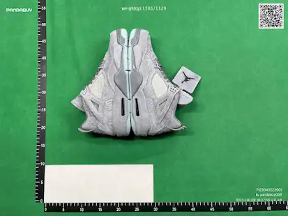 Jordan 4 Retro Kaws QC photo