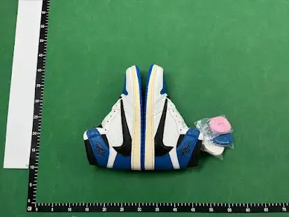 Travis Scott Air Jordan 1 Fragment QC photo