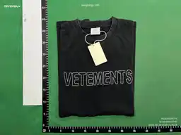 Vetements Logo Outline Tee QC photo